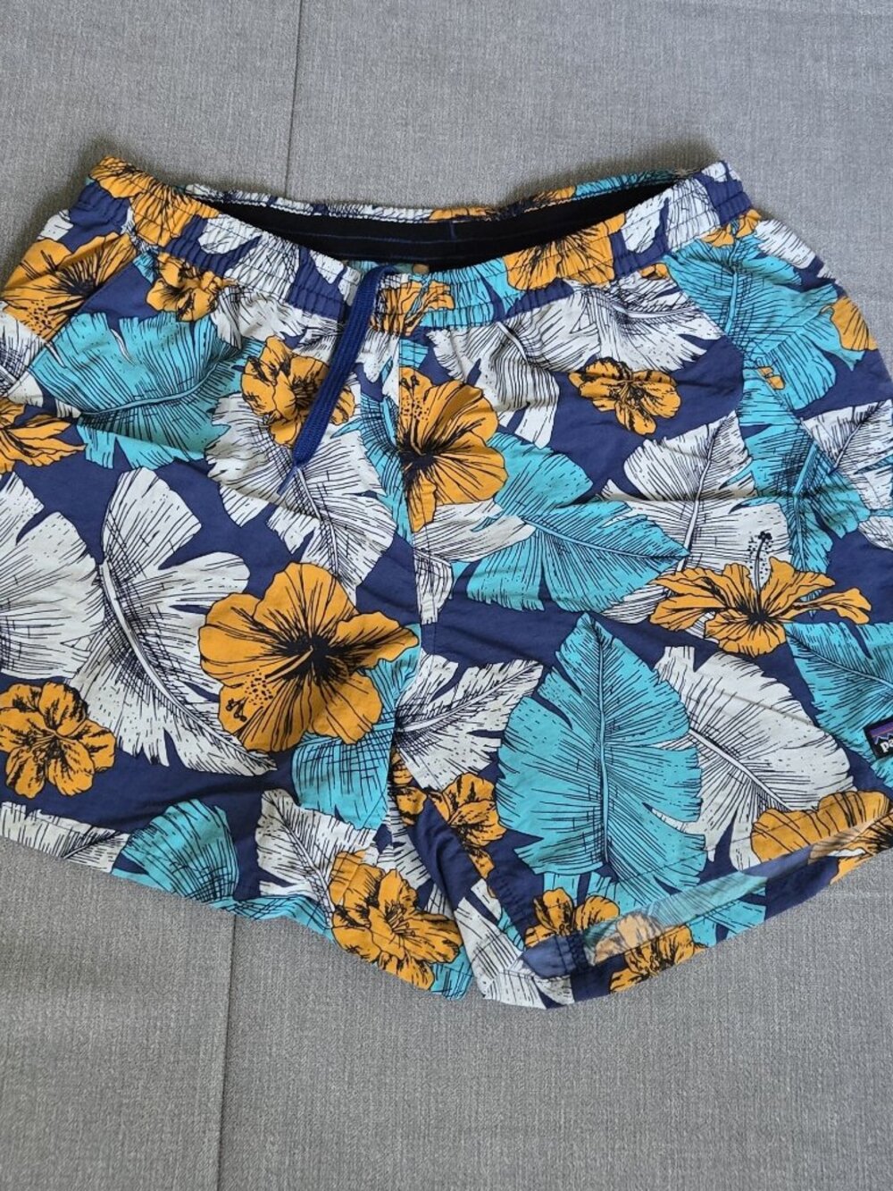 Patagonia Women's Baggies Shorts Best Fronds: Channel Blue - Size Small - EUC